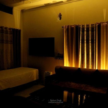Tattva Luxurious Apartment Varanasi Exteriör bild