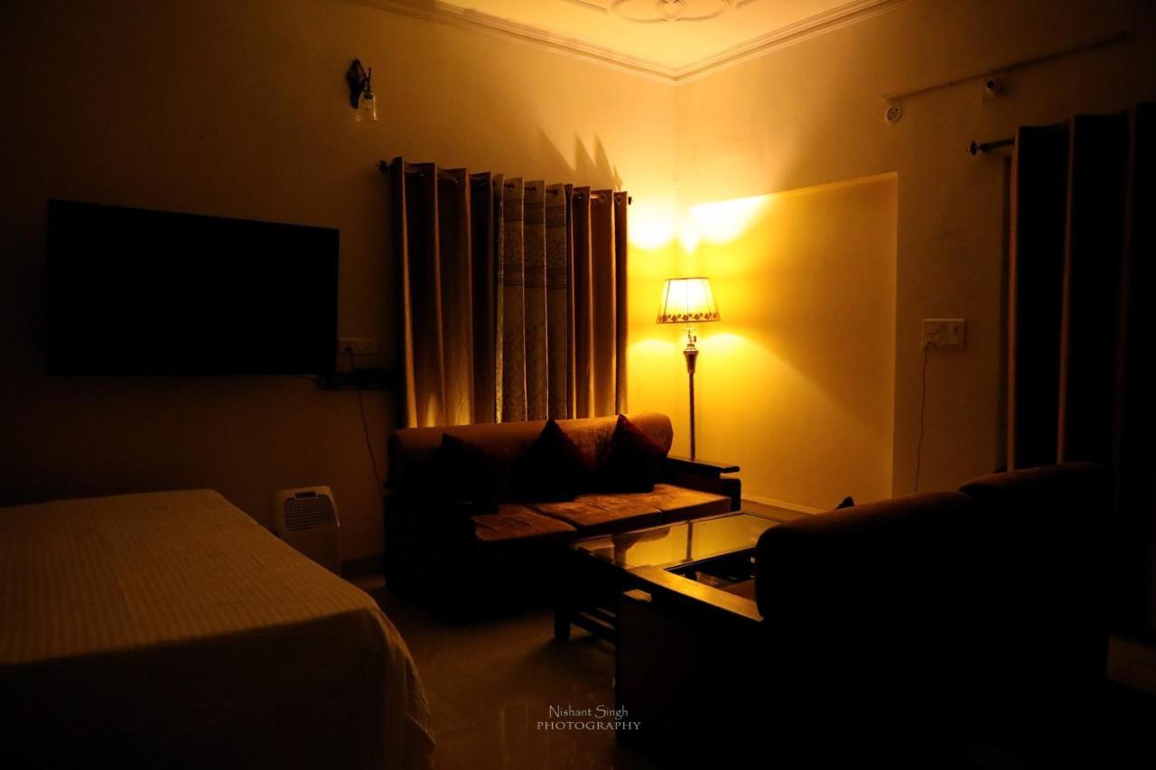Tattva Luxurious Apartment Varanasi Exteriör bild