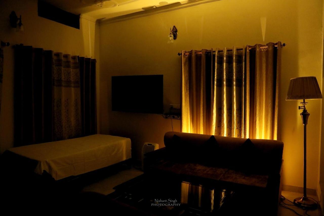 Tattva Luxurious Apartment Varanasi Exteriör bild
